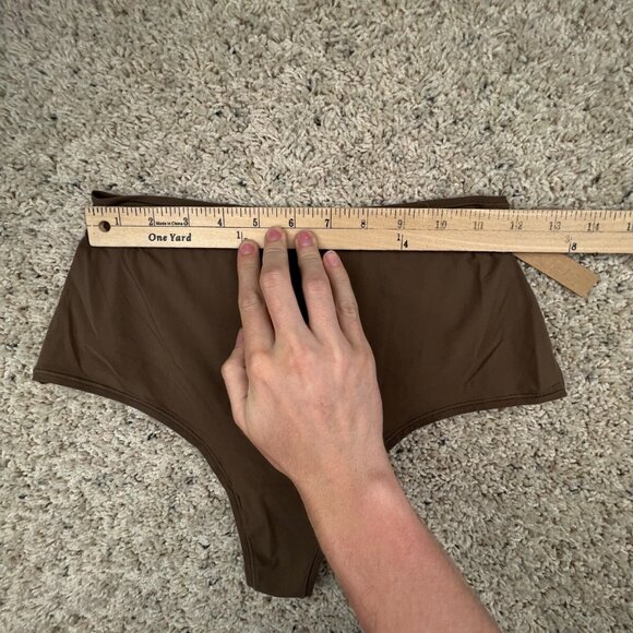 Skims Panties Naked Cheeky Hipster Oxide Stretchy NWT Beige Brown Stretch SZ 2X - Picture 3 of 6